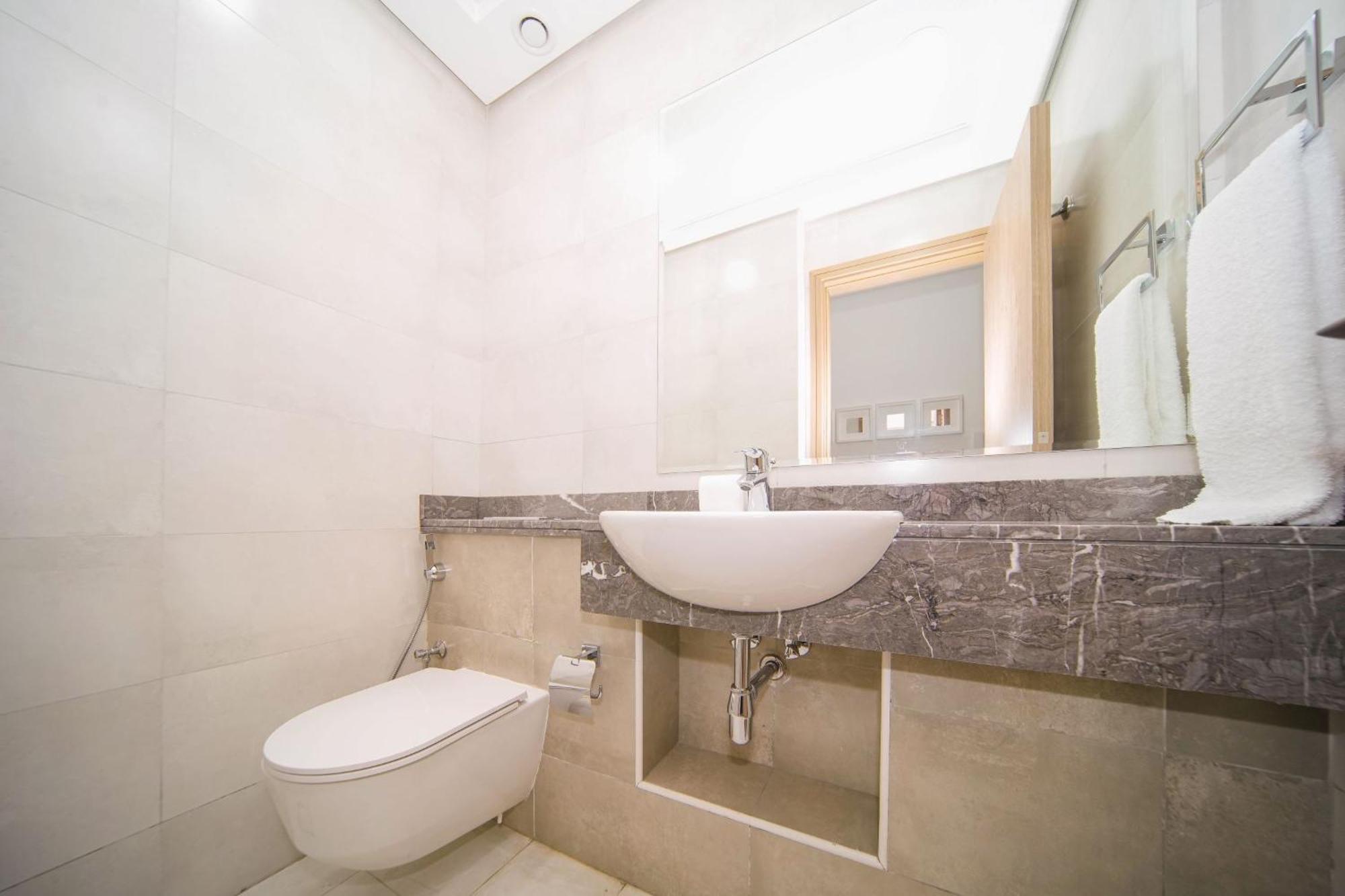 Elegant 2Br View With Rooftop Pool The Bay Dubai Bagian luar foto