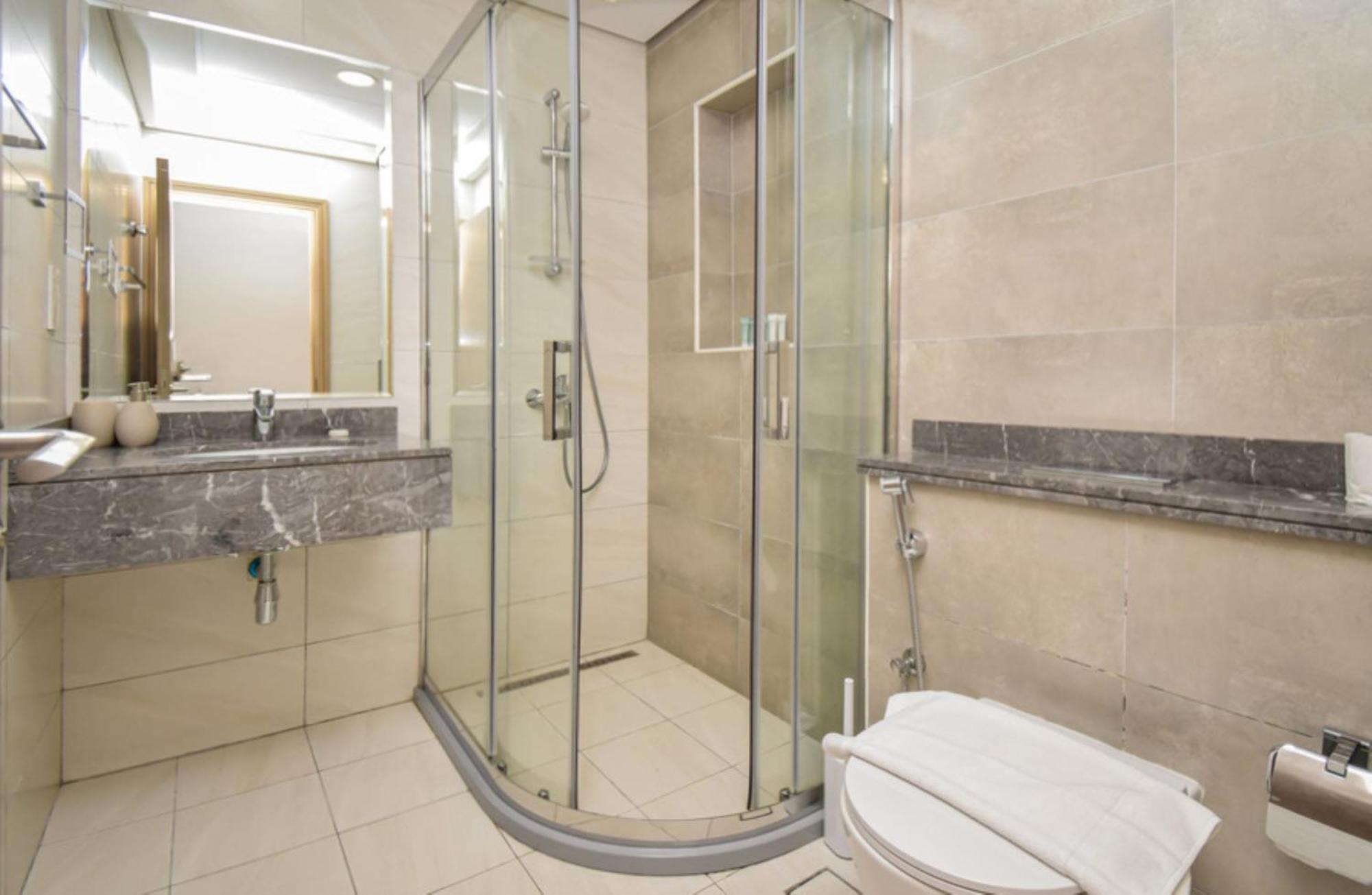 Elegant 2Br View With Rooftop Pool The Bay Dubai Bagian luar foto